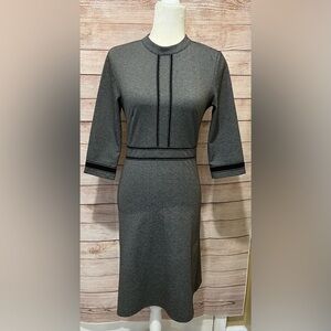 HOMEYEE Crew Neck 3/4 Sleeve gray with Black Stitching Aline Dress size 4